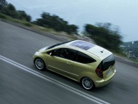 Mercedes-Benz A-Class 2004 photo