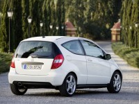 Mercedes-Benz A-Class 2004 photo