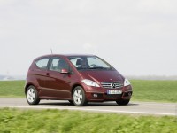 Mercedes-Benz A-Class 2004 photo