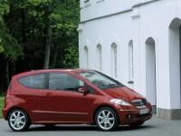 Mercedes-Benz A-Class 2004 photo