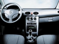 Mercedes-Benz A-Class 2004 photo