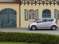 Mercedes-Benz A-Class 2004 photo