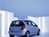 Mercedes-Benz A-Class 2004 photo