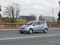 Mercedes-Benz A-Class 2004 photo