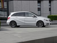 Mercedes-Benz B-Class 2012 photo