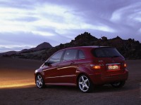 Mercedes-Benz B-Class 2005 photo