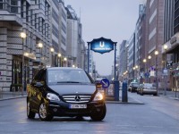 Mercedes-Benz B-Class 2005 photo