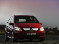 Mercedes-Benz B-Class 2005 photo