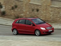 Mercedes-Benz B-Class 2005 photo