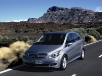 Mercedes-Benz B-Class 2005 photo