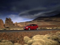 Mercedes-Benz B-Class 2005 photo