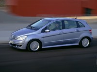 Mercedes-Benz B-Class 2005 photo
