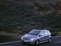 Mercedes-Benz B-Class 2005 photo