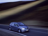 Mercedes-Benz B-Class 2005 photo