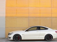 Mercedes-Benz C-Class Coupe 2011 photo