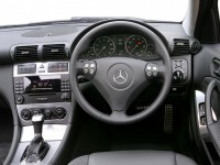 Mercedes-Benz C-Class W203 photo