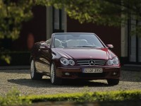 Mercedes-Benz CLK-Class Cabrio photo