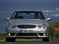 Mercedes-Benz CLK-Class photo