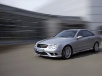 Mercedes-Benz CLK-Class photo