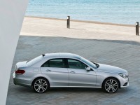 Mercedes-Benz E-Class 2013 photo