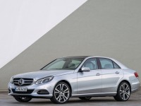 Mercedes-Benz E-Class 2013 photo