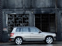 Mercedes-Benz GLK-Class photo