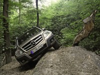 Mercedes-Benz GLK-Class photo