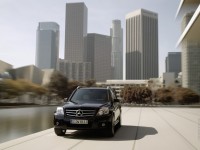 Mercedes-Benz GLK-Class photo