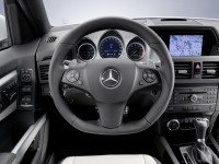 Mercedes-Benz GLK-Class photo