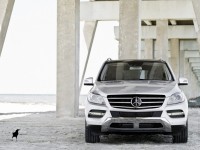 Mercedes-Benz M-Class 2012 photo