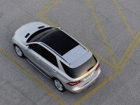 Mercedes-Benz M-Class 2012 photo