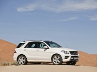 Mercedes-Benz M-Class 2012 photo