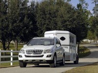 Mercedes-Benz M-Class photo