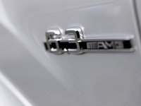Mercedes-Benz M-Class photo