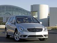 Mercedes-Benz R-Class photo