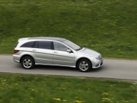 Mercedes-Benz R-Class photo