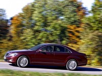 Mercedes-Benz S-Class 2005 photo