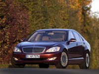 Mercedes-Benz S-Class 2005 photo