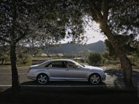 Mercedes-Benz S-Class 2005 photo