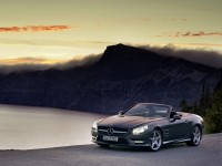 Mercedes-Benz SL-Class photo