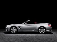 Mercedes-Benz SL-Class photo