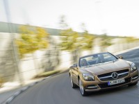 Mercedes-Benz SL-Class photo