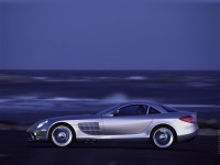 Mercedes-Benz SLR-Class photo