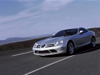 Mercedes-Benz SLR-Class photo
