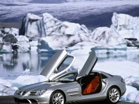 Mercedes-Benz SLR-Class photo