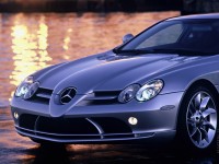 Mercedes-Benz SLR-Class photo