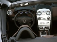 Mercedes-Benz SLR-Class photo