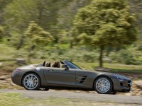 Mercedes-Benz SLS AMG Roadster photo