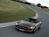 Mercedes-Benz SLS AMG Roadster photo