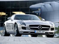 Mercedes-Benz SLS AMG photo